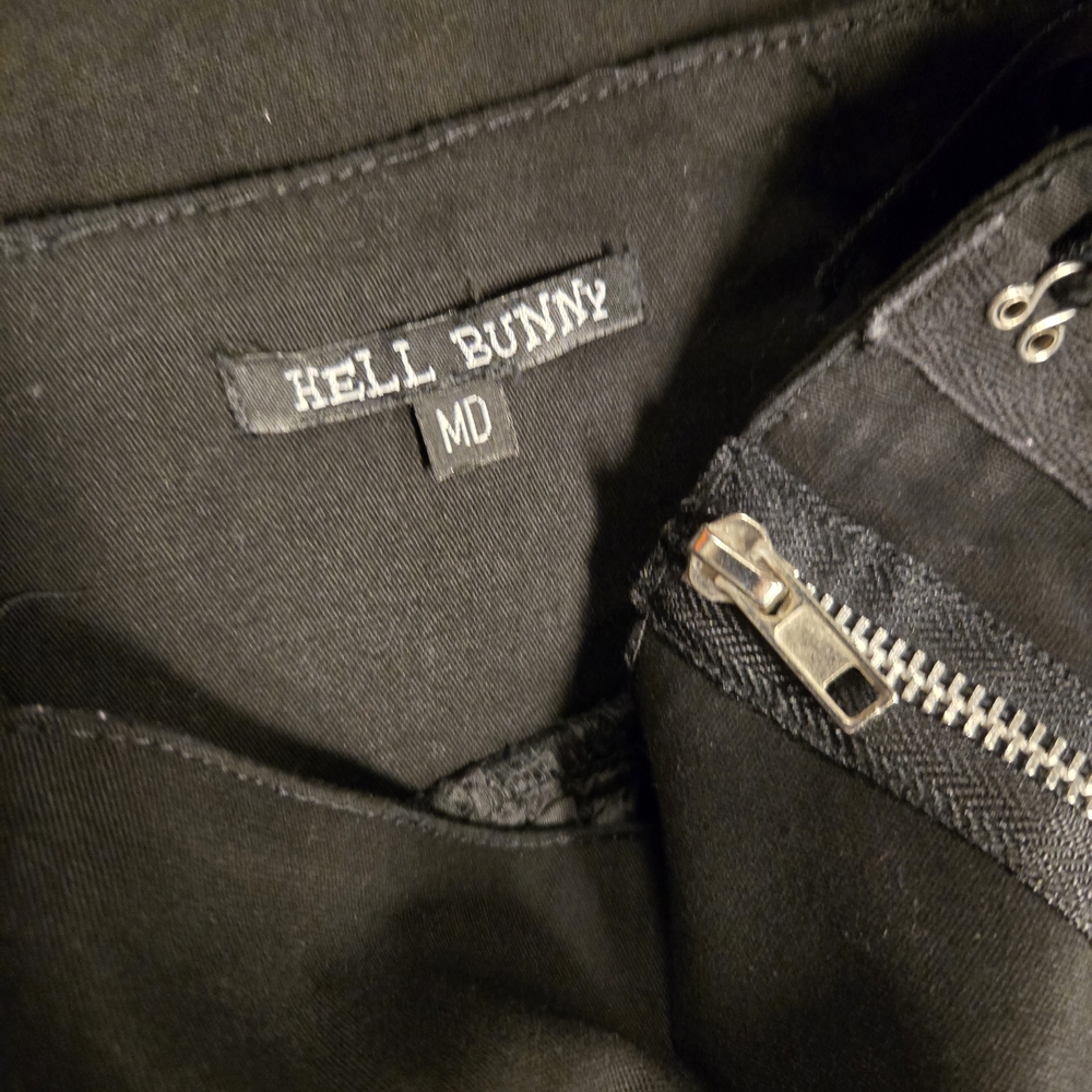 Hell Bunny Skirt - Picture 3 of 11